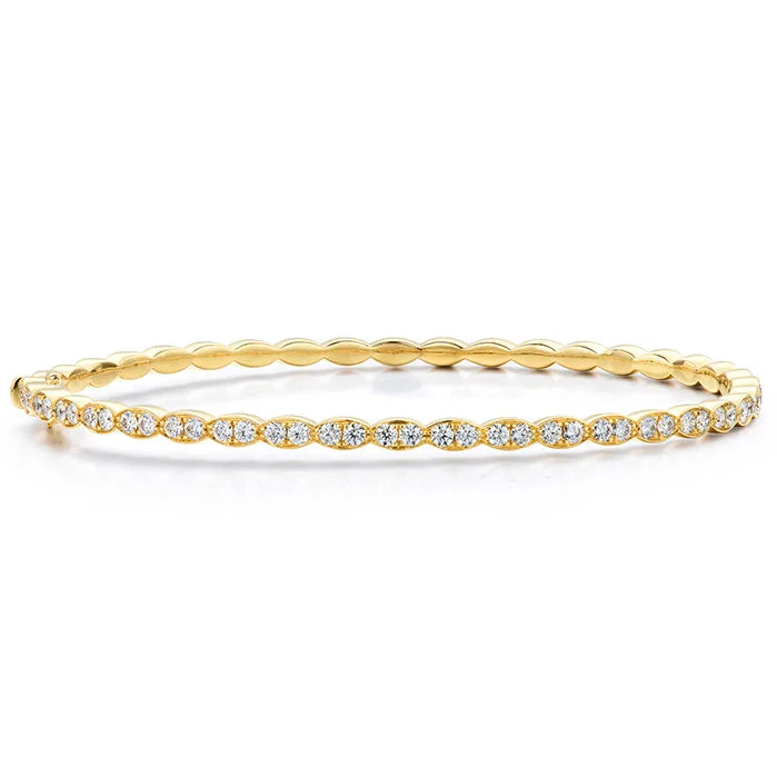 Fine-edged bracelet-Hearts On Fire Lorelei Floral Diamond Bangle