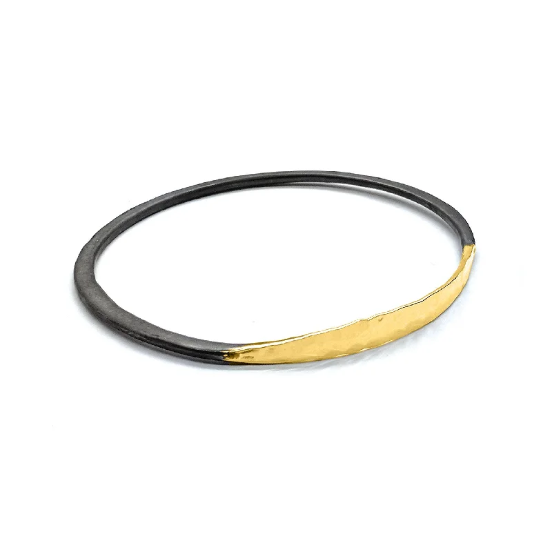 Leaning gem bracelet-Satin Shiny Eclipse Bangle (B342)