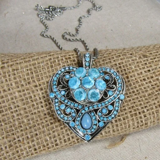 Coiling twist necklace-Big Aqua Heart Pendant Necklace