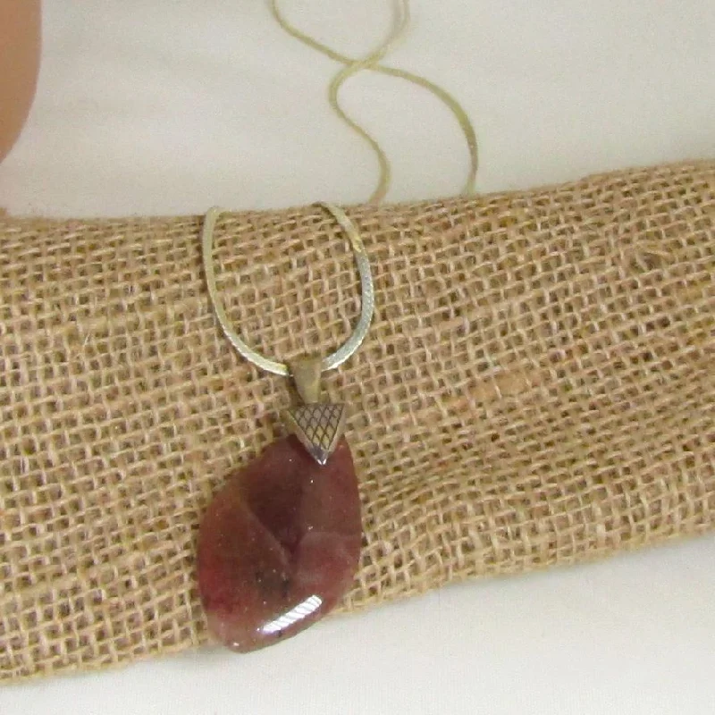 Arced wire necklace-American Jasper Gemstone Pendant Necklace