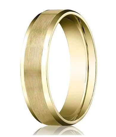 Ridge motif ring-Designer 14K Yellow Gold Men's Wedding Band, Beveled Edge | 4mm