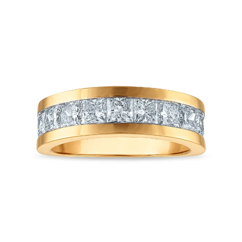 Glossy platinum ring-Signature EcoLove 3 CTW Lab Grown Diamond Wedding Ring in 14KT Yellow Gold