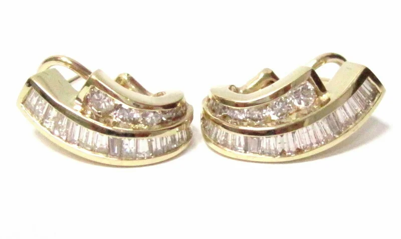 Peaked band earrings-2.15 TCW Baguette & Round Cut Diamonds Huggie Earrings H VS2 14k Yellow Gold