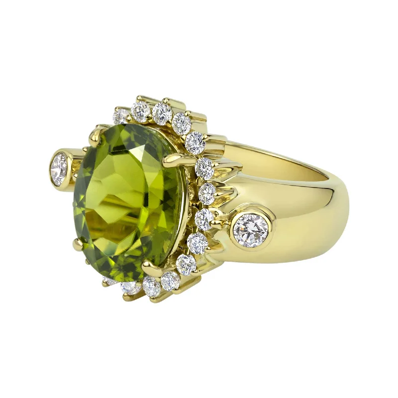 Ring - Peridot And Diamond